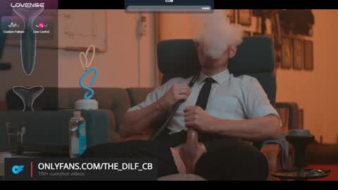 Snapshot of the_dilf chatting on February 6, 2025, 10:04 am The DILF -  online show from February 6, 2025, 10:04 am