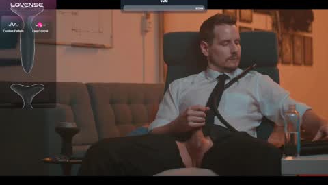 Snapshot of the_dilf chatting on February 11, 2025, 4:13 pm The DILF -  online show from February 11, 2025, 4:13 pm