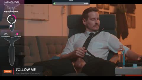 Snapshot of the_dilf chatting on February 15, 2025, 4:01 pm The DILF -  online show from February 15, 2025, 4:01 pm