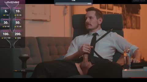 Snapshot of the_dilf chatting on February 21, 2025, 6:26 pm The DILF -  online show from February 21, 2025, 6:26 pm