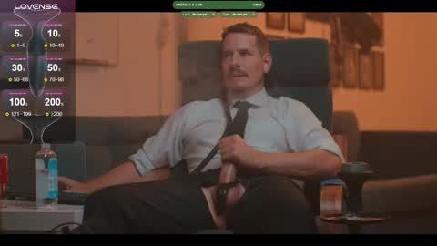 Snapshot of the_dilf chatting on September 30, 2025, 2:33 pm The DILF -  online show from September 30, 2025, 2:33 pm