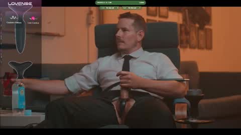 Snapshot of the_dilf chatting on October 3, 2025, 3:20 pm The DILF -  online show from October 3, 2025, 3:20 pm