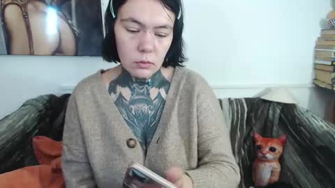 Snapshot of the_ice_woman chatting on September 19, 2025, 2:46 am the_ice_woman online show from September 19, 2025, 2:46 am