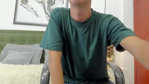 Snapshot of the_mark_king chatting on May 6, 2026, 5:18 pm T H E M A R K K I N G online show from May 6, 2026, 5:18 pm