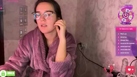 Alice online show from November 17, 2025, 11:38 am