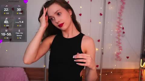 My name is Cynthia and Im very happy to see you in my sweet room  online show from May 8, 2026, 3:12 am