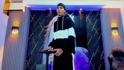 Snapshot of thebigdanni chatting on January 18, 2026, 12:53 pm DEAN AND MARY online show from January 18, 2026, 12:53 pm