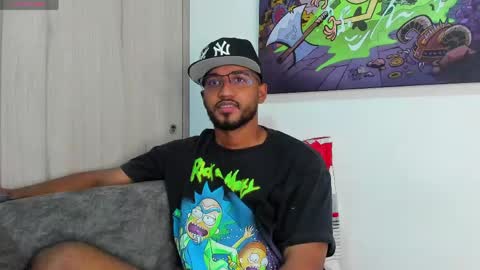 Snapshot of theblack_frank chatting on April 15, 2026, 10:33 am theblack_frank online show from April 15, 2026, 10:33 am