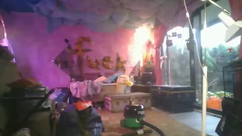 thecannibalsalt online show from November 25, 2025, 5:02 pm