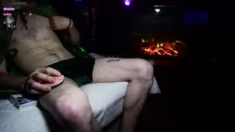 Snapshot of thecarrguyy chatting on October 31, 2025, 9:54 am Thatcarrguyy online show from October 31, 2025, 9:54 am