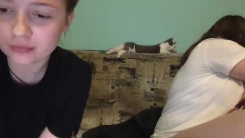 Snapshot of thecrystal chatting on September 14, 2025, 10:20 pm Crystal online show from September 14, 2025, 10:20 pm