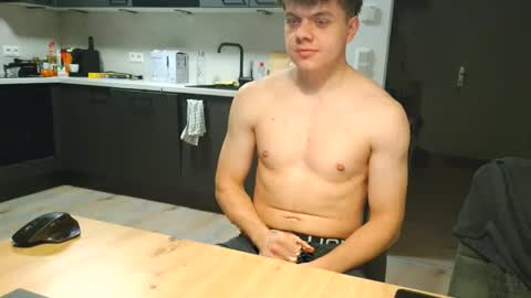 thecuteguy144949 online show from November 15, 2025, 4:25 pm