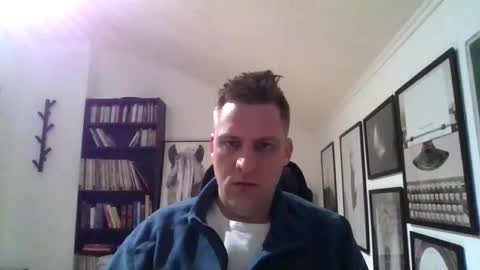 Snapshot of thedon2123 chatting on February 2, 2026, 3:44 pm thedon2123 online show from February 2, 2026, 3:44 pm