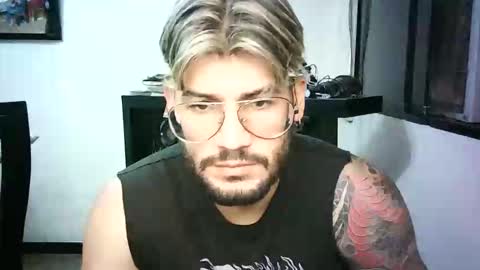 Snapshot of thedragonboyxxx chatting on March 29, 2026, 4:34 am thedragonboyxxx online show from March 29, 2026, 4:34 am