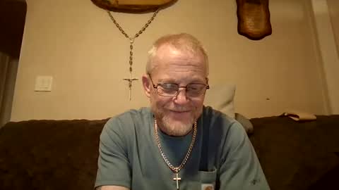 Snapshot of thee_lone_boner chatting on September 21, 2025, 9:38 pm Alpha online show from September 21, 2025, 9:38 pm