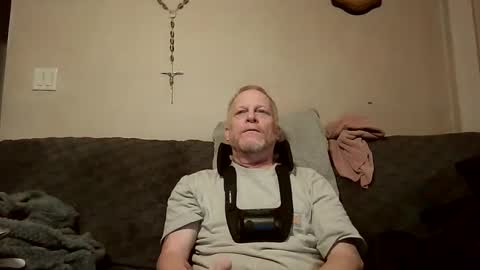 Snapshot of thee_lone_boner chatting on October 8, 2025, 7:28 am Alpha online show from October 8, 2025, 7:28 am