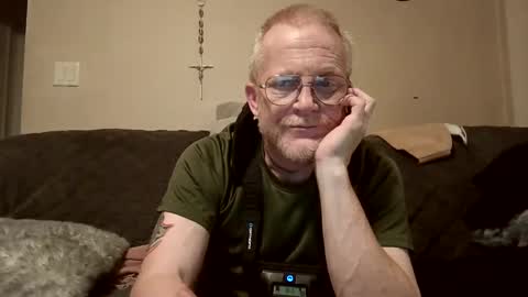 Snapshot of thee_lone_boner chatting on October 13, 2025, 9:09 am Alpha online show from October 13, 2025, 9:09 am