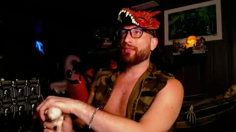 H online show from October 13, 2025, 2:22 am