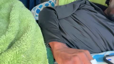 theeshooterr online show from February 19, 2025, 9:25 pm