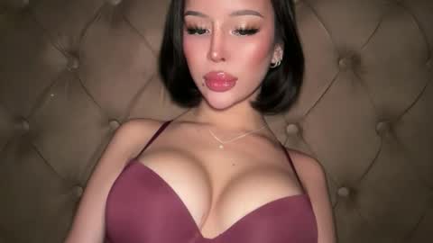 Elle  dont forget to folloW me and thumbs up online show from March 13, 2026, 10:00 am