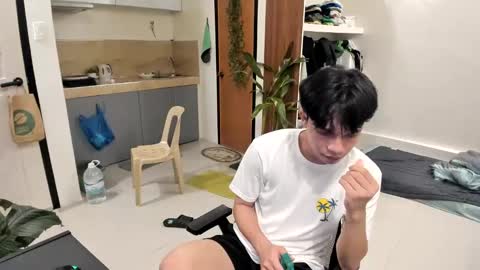 Green online show from December 3, 2024, 2:49 pm