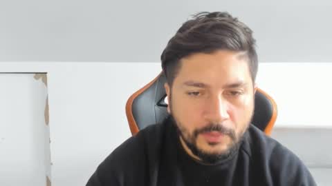 Snapshot of theguardian7 chatting on October 30, 2025, 8:05 am theguardian7 online show from October 30, 2025, 8:05 am