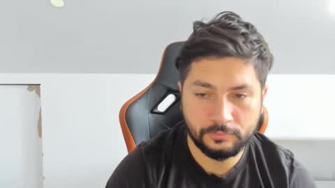 Snapshot of theguardian7 chatting on November 1, 2025, 9:11 am theguardian7 online show from November 1, 2025, 9:11 am