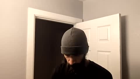 theh4iryfi5h online show from February 22, 2026, 5:08 am