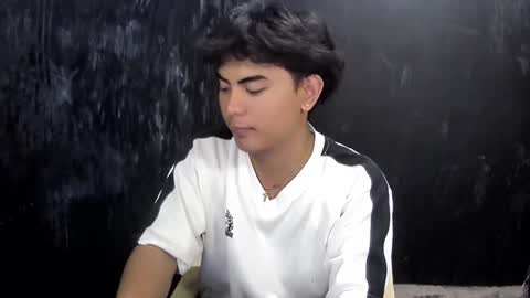 Xerxis online show from March 2, 2025, 6:40 pm