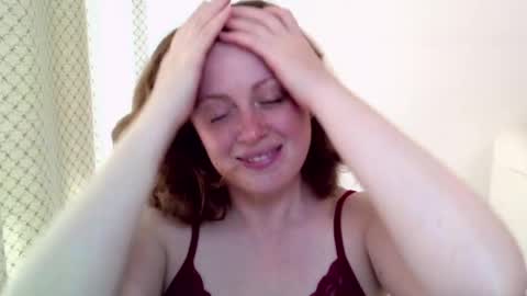Snapshot of theladysblush chatting on May 3, 2026, 8:20 am Ella online show from May 3, 2026, 8:20 am