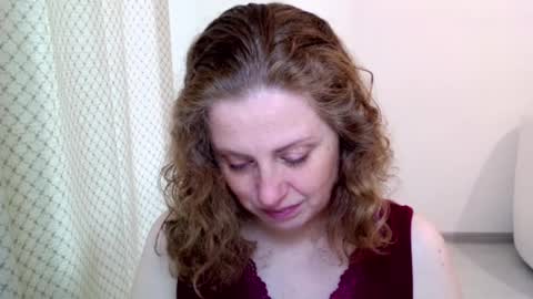 Snapshot of theladysblush chatting on May 29, 2026, 8:12 am Ella online show from May 29, 2026, 8:12 am