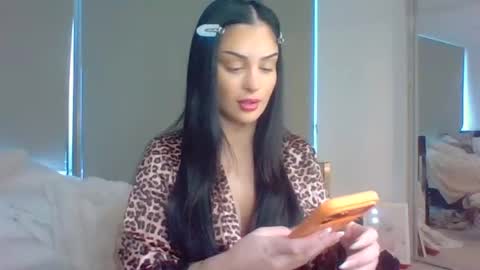 Hopeee online show from June 18, 2026, 5:41 am