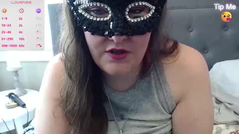 Snapshot of thelipsdown chatting on May 27, 2026, 1:19 pm Lacey online show from May 27, 2026, 1:19 pm