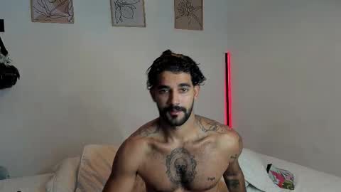 Evangeline and Asaf online show from January 12, 2026, 4:23 pm