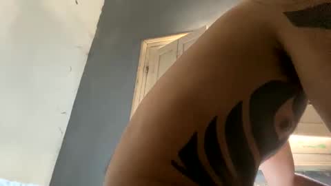 Snapshot of themarttinguyyy chatting on December 24, 2024, 3:16 pm themarttinguyyy online show from December 24, 2024, 3:16 pm