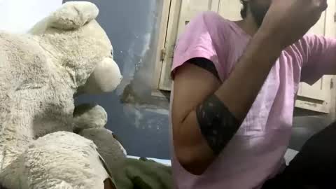 Snapshot of themarttinguyyy chatting on October 17, 2025, 1:31 am themarttinguyyy online show from October 17, 2025, 1:31 am