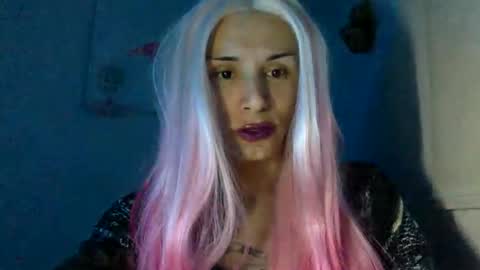 Snapshot of thematryoshka chatting on December 7, 2024, 3:25 am Lucy Lucy online show from December 7, 2024, 3:25 am