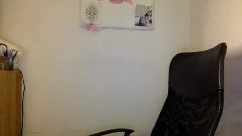 Snapshot of thematryoshka chatting on January 3, 2025, 1:38 am Lucy Lucy online show from January 3, 2025, 1:38 am