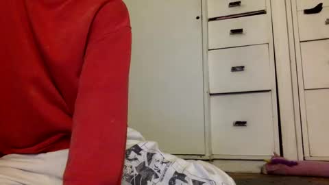 Snapshot of thematryoshka chatting on January 10, 2025, 2:35 am Lucy Lucy online show from January 10, 2025, 2:35 am