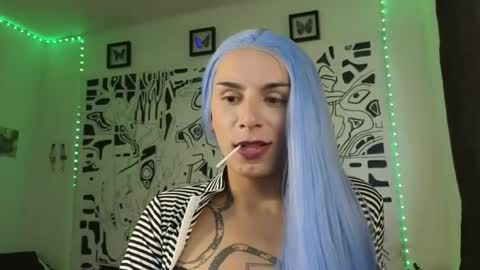 Snapshot of thematryoshka chatting on September 12, 2025, 10:32 pm Lucy Lucy online show from September 12, 2025, 10:32 pm