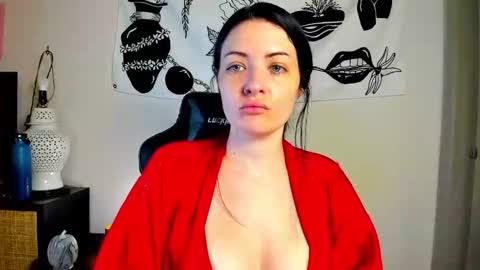 themelrose online show from October 24, 2025, 7:21 pm