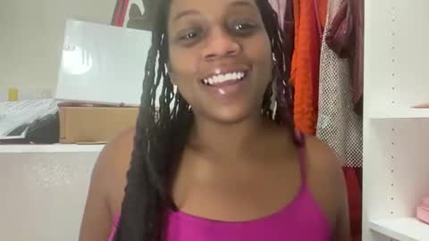 Snapshot of thenaturalgoddess chatting on May 31, 2026, 5:20 pm TheNaturalGoddess online show from May 31, 2026, 5:20 pm