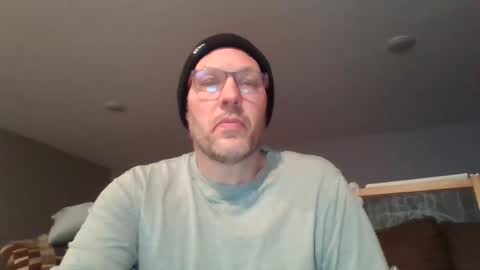 theo6974z online show from April 20, 2026, 3:42 am