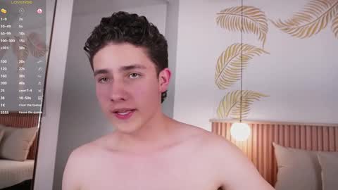  THEO- MATEO  online show from January 18, 2025, 7:26 pm