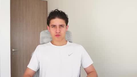  THEO- MATEO  online show from February 12, 2025, 1:37 pm