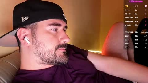 Theo Ravi online show from November 17, 2025, 3:23 am