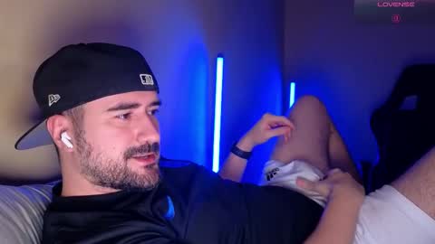 Theo Ravi online show from March 22, 2026, 3:43 am