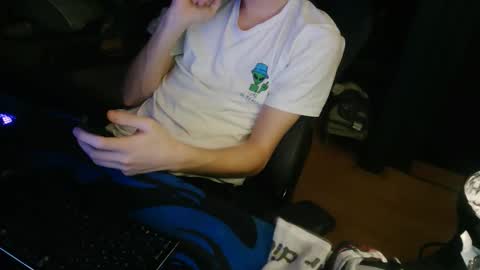 Snapshot of theothede19cm chatting on February 8, 2026, 7:50 pm theothede19cm online show from February 8, 2026, 7:50 pm