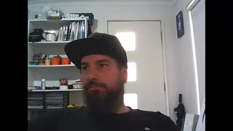 aussiebeard online show from February 18, 2025, 3:53 am