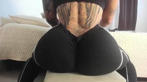 Snapshot of thepam_boobs chatting on September 16, 2025, 5:47 pm Pamela  online show from September 16, 2025, 5:47 pm